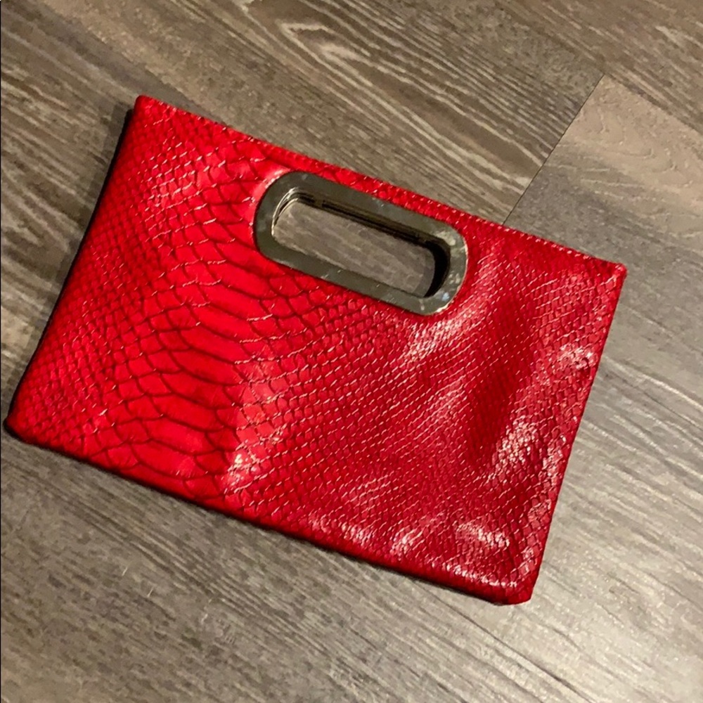 Red Clutch